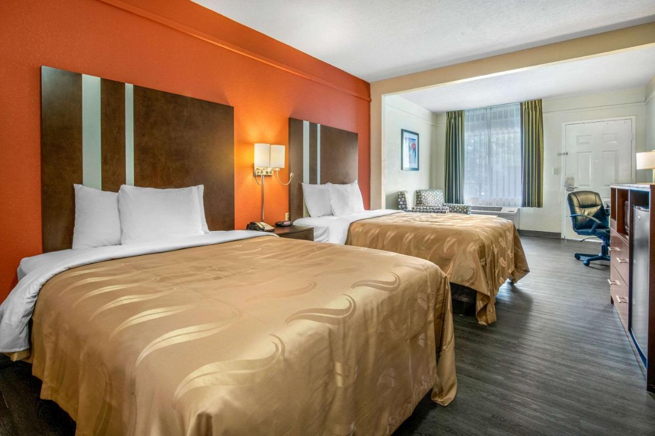Quality Inn & Suites Jacksonville-Baymeadows מראה חיצוני תמונה