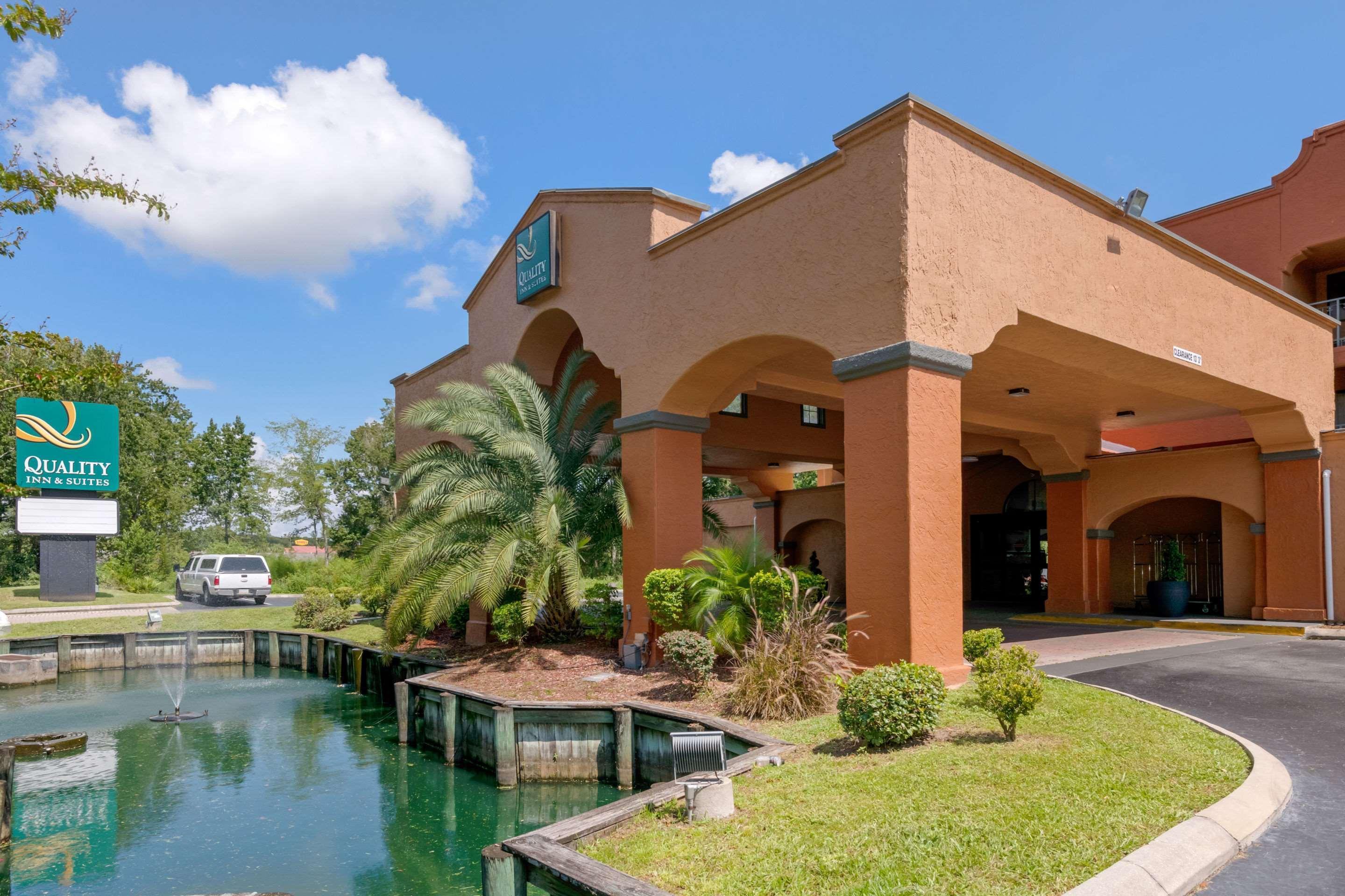 Quality Inn & Suites Jacksonville-Baymeadows מראה חיצוני תמונה